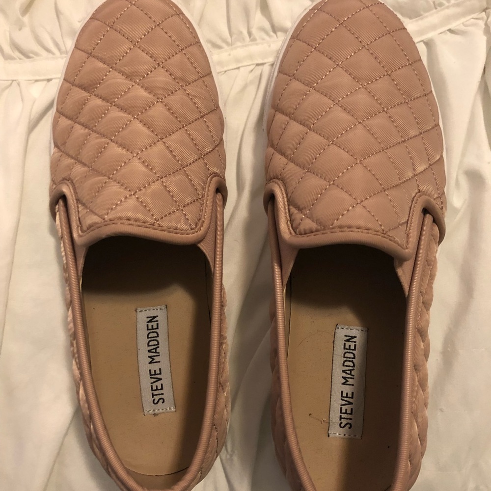 Steve Madden quilted slip-ons